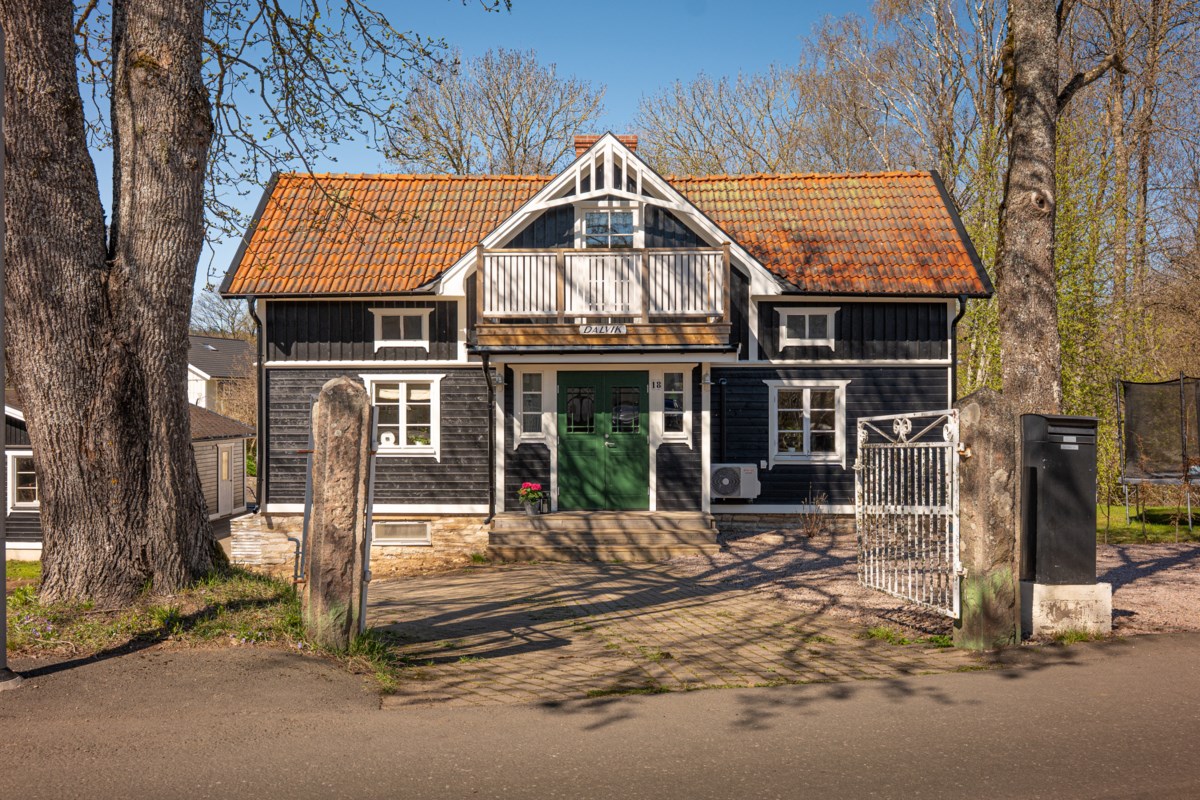 Lillängsvägen 18